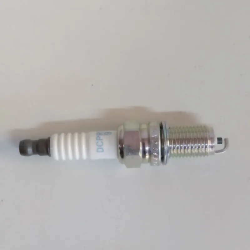 Candela Di Accensione NGK Harley-Davidson Sportster 883 - 2009 COD.DCPR7EA-9 - 6651