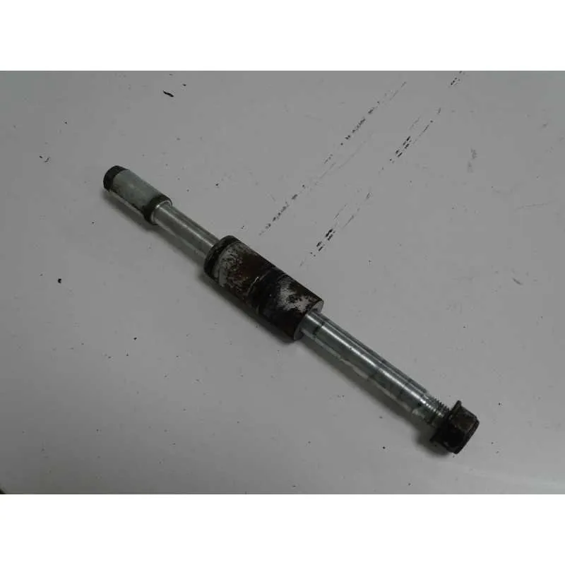 PERNO RUOTA ANTERIORE HONDA SH 300 SPORT 2006 2010
