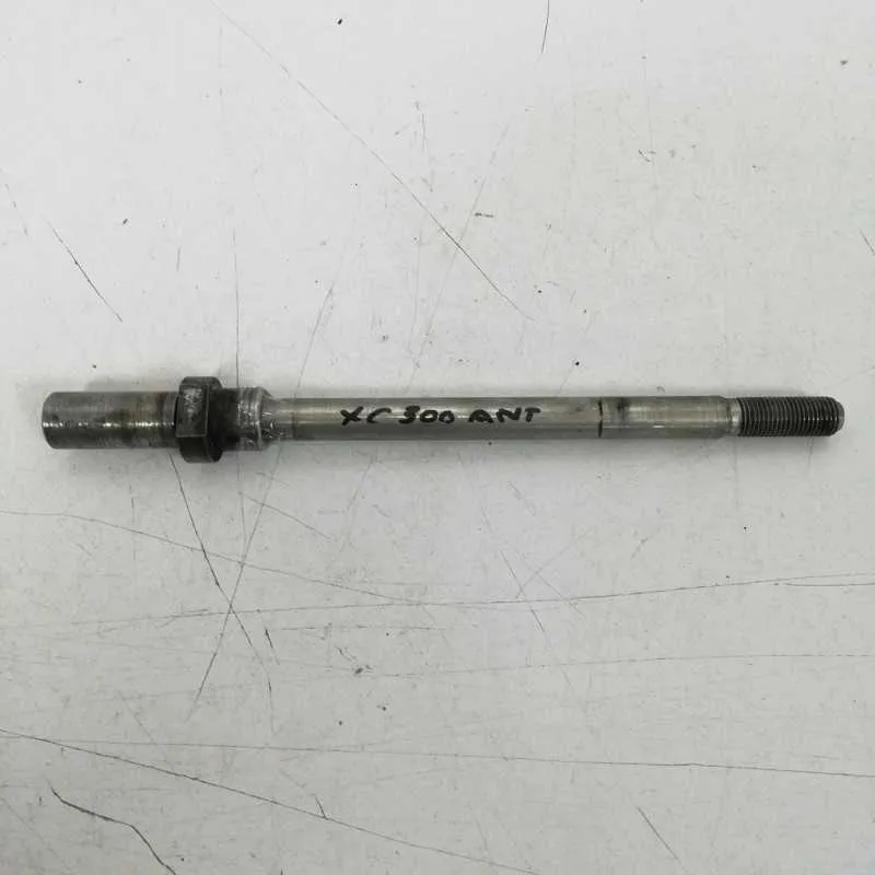 PERNO RUOTA ANTERIORE YAMAHA XC 300 VERSITY
