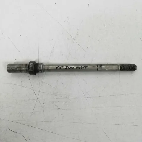 PERNO RUOTA ANTERIORE YAMAHA XC 300 VERSITY