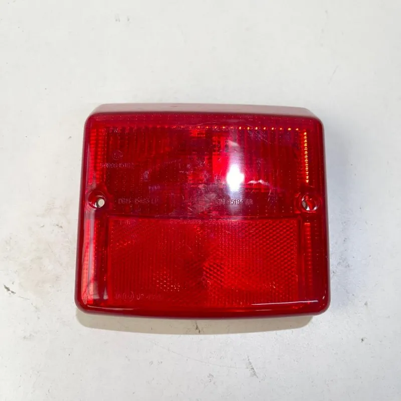 FANALE POSTERIORE PIAGGIO Vespa PK50 XL FL/​HP/​XL N