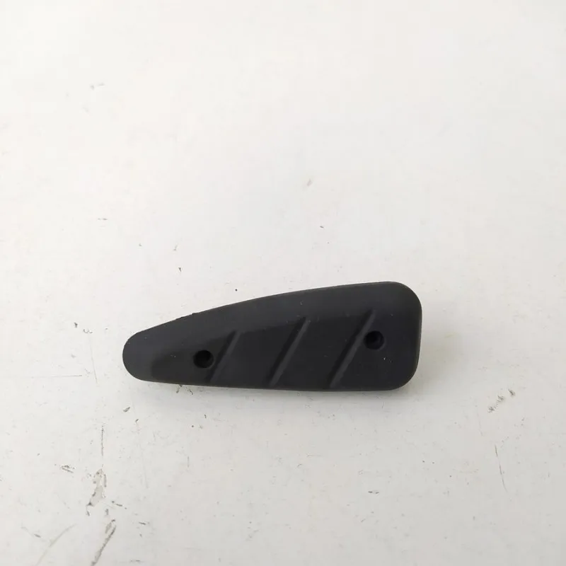 GOMMINO PROTEZIONE POGGIAPIEDI POSTERIORE SINISTRA SX ORIGINALE PIAGGIO LIBERTY COD.576036