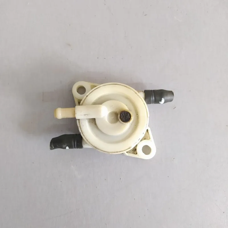POMPA BENZINA CARBURANTE PIAGGIO HEXAGON GTX 180 2000