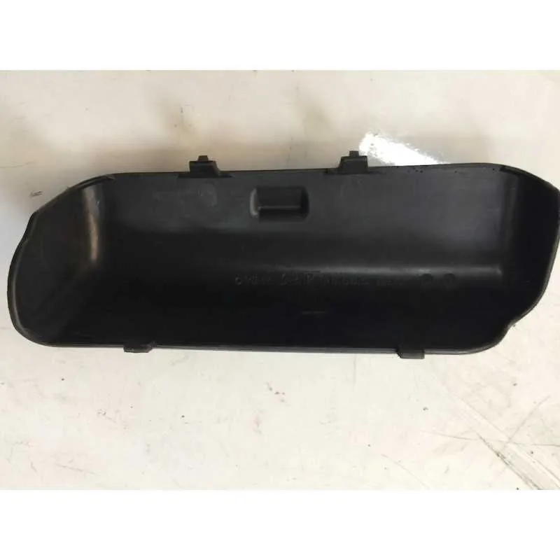 Tappo Coperchio Attrezzi Di Bordo 623796 PIAGGIO Mp3 250