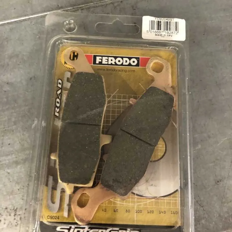 Coppia pastiglie freno anteriori sinterizzate Ferodo Kawasaki Suzuki