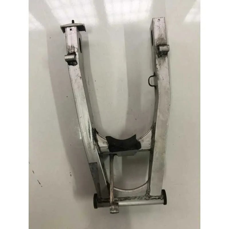 FORCELLONE POSTERIORE SUZUKI GSXR 750 88-89