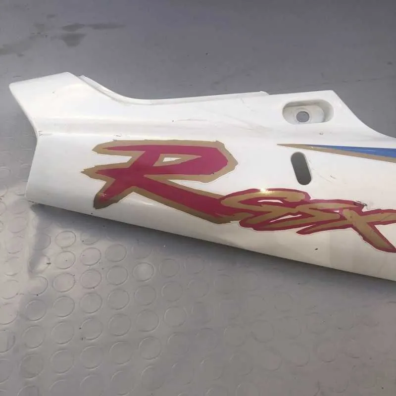 FIANCHETTO POSTERIORE DESTRO SUZUKI GSX-R 750 94