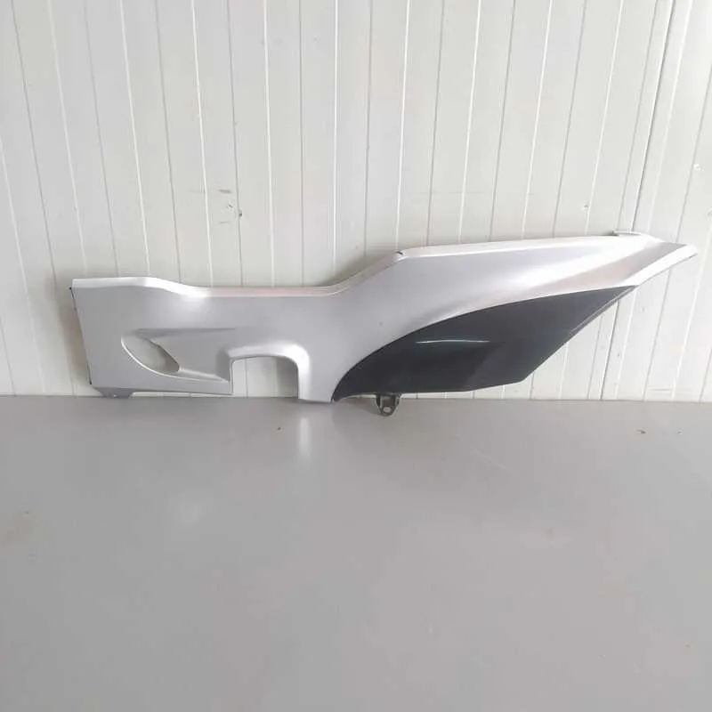 SOTTO PEDANA SINISTRA SUZUKI 250-400 BURGMAN  1998-2002
