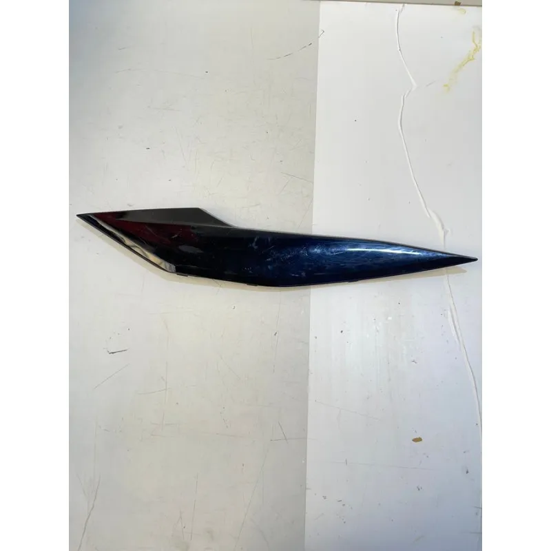 COVER TUNNEL CENTRALE PEDANE DESTRA SUZUKI BURGMAN 400 2017 - 2019