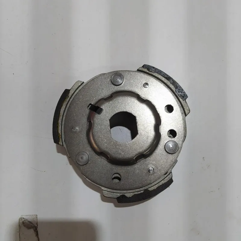GIRANTE FRIZIONE APRILIA LEONARDO 125 SCARABEO MOTORE ROTAX