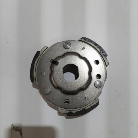 GIRANTE FRIZIONE APRILIA LEONARDO 125 SCARABEO MOTORE ROTAX