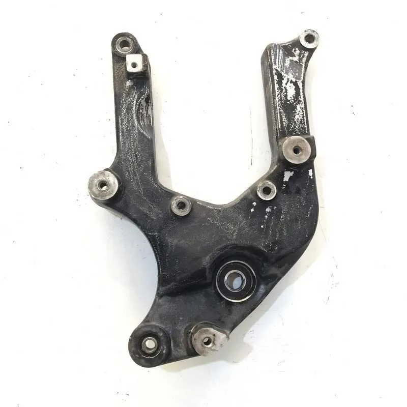 STAFFA SUPPORTO SCARICO MARMITTA SUZUKI BURGMAN UH 200