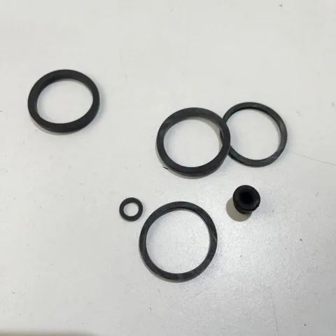 KIT REVISIONE PINZA FRENO GRIMECA MALAGUTI CIAK  50 DOPPIO DISCO 2000 - 2001 COD.4810077254