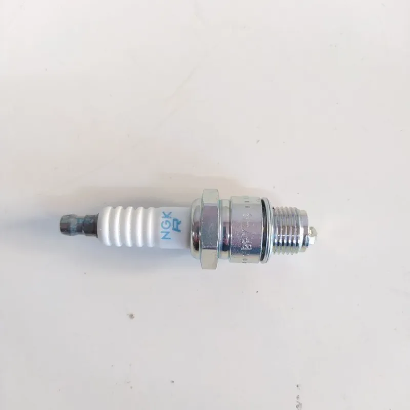 CANDELA NGK MALAGUTI F15 50 2007 COD.4122 BR7HS