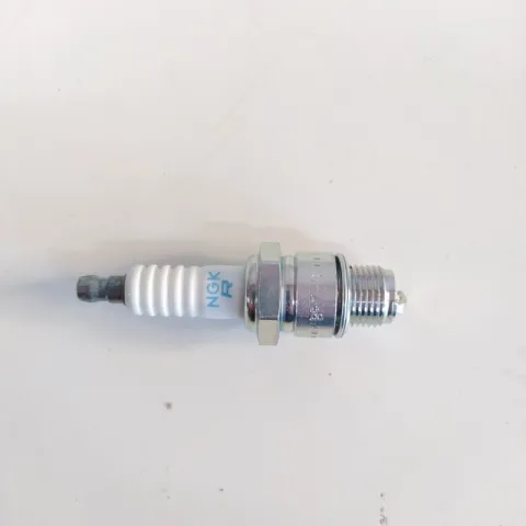 CANDELA NGK MALAGUTI F15 50 2007 COD.4122 BR7HS