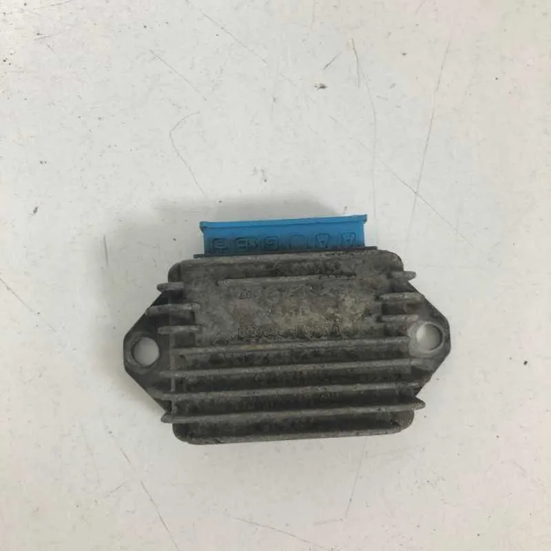 Regolatore Piaggio VESPA ET4 125 150 1996 2001