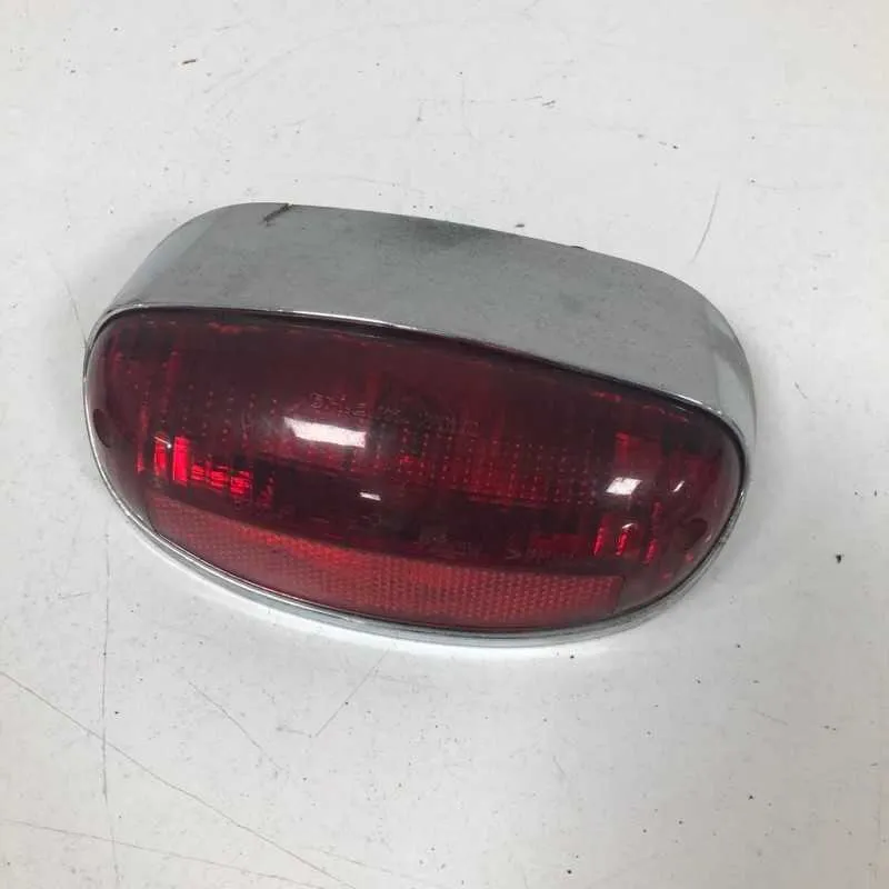FANALE STOP POSTERIORE PIAGGIO VESPA 150 ET4