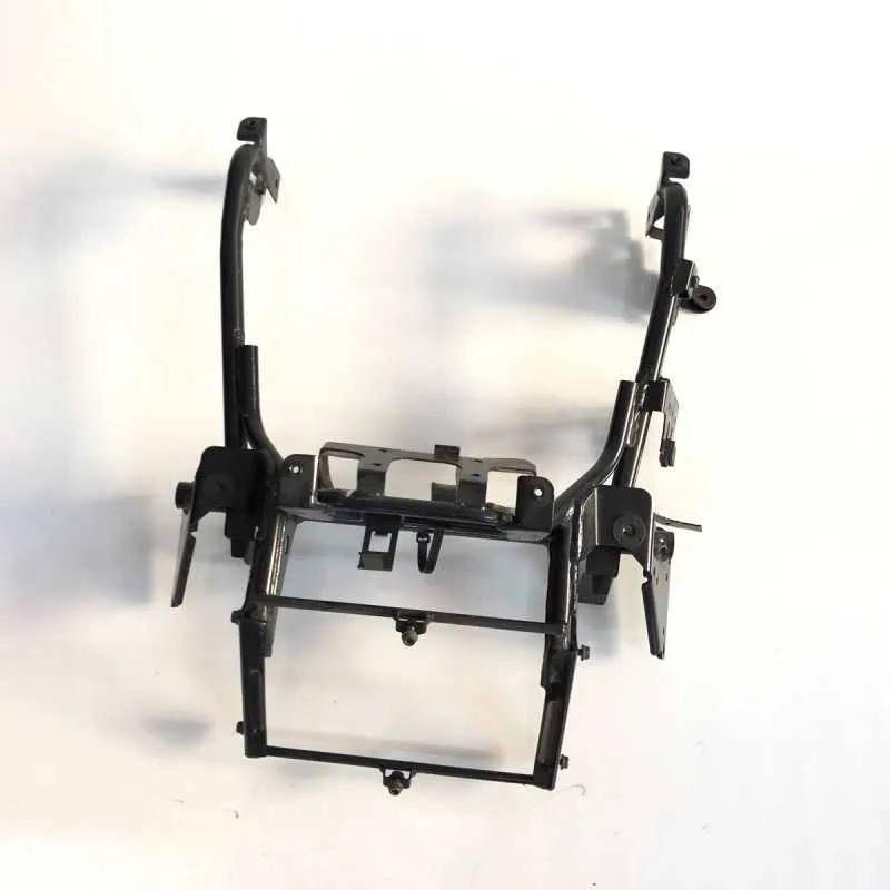 TELAIETTO SCUDO ANTERIORE SUZUKI BURGMAN 650  06/10