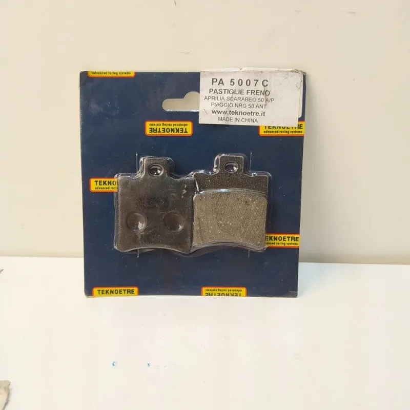 COPPIA PASTIGLIE TEKNOETRE APRILIA SCARABEO 50 - PIAGGIO NRG COD.PA5007C