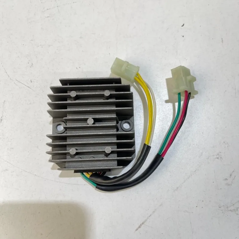 Regolatore di tensione Piaggio Hexagon 250 GT