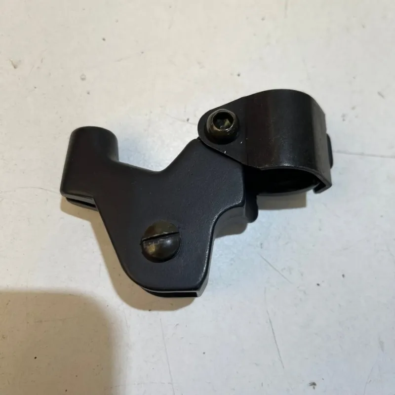 COMANDO PORTA LEVA FRENO POSTERIORE PEUGEOT SV 50 GEO DEL 1992