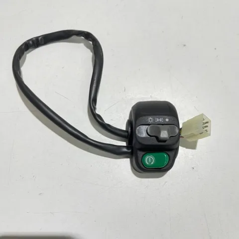 DEVIO LUCI DX ORIGINALE PEUGEOT ELYSEO 125 150 NUOVO COD.754175