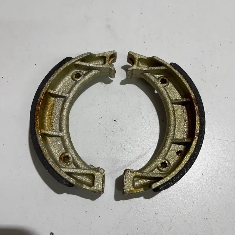 GANASCE FRENO BENELLI S 50 POSTERIORE