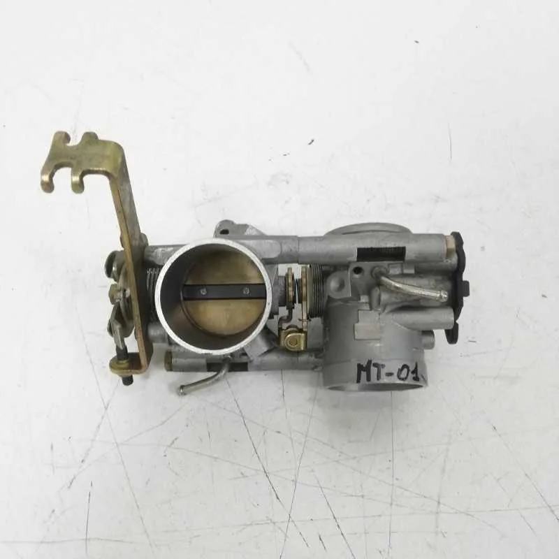 CORPO FARFALLATO YAMAHA MT 01 2005-2012