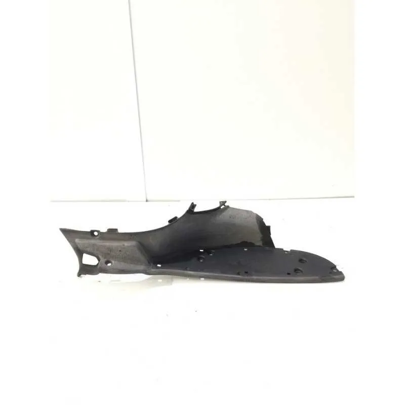 PEDANA POGGIAPIEDI laterale dx APRILIA SCARABEO 125 150 200