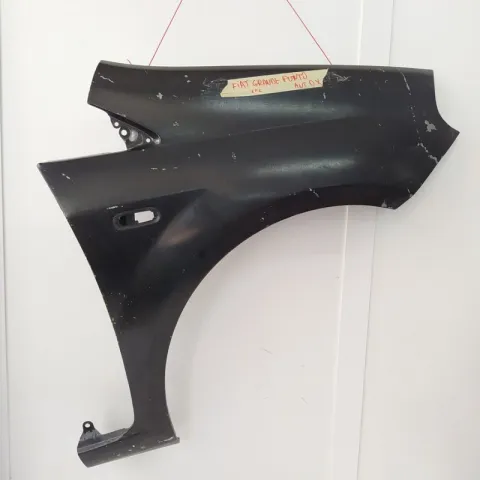 PARAFANGO ANT. DESTRO FIAT GRANDE PUNTO & EVO DAL 2005 AL 2013