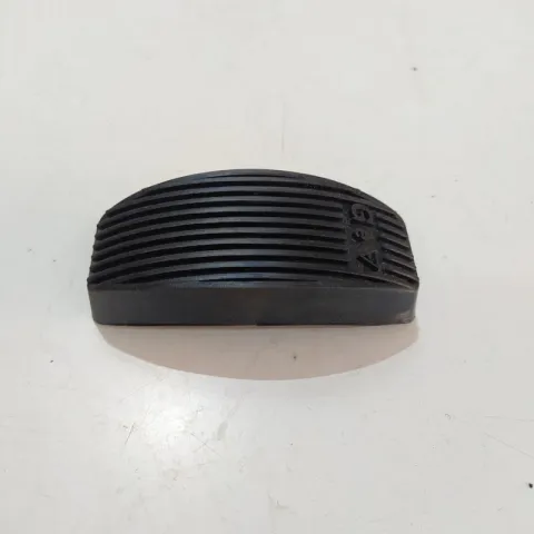 COPRI ACCELLERATORE IN GOMMA FIAT PUNTO-UNO-MAREA-BRAVO-BRAVA COD.3461
