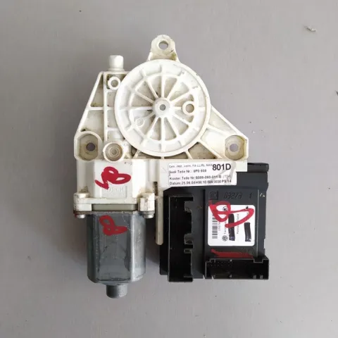 Motorino ALZACRISTALLI Ant. DX AUDI A3 2003-2005