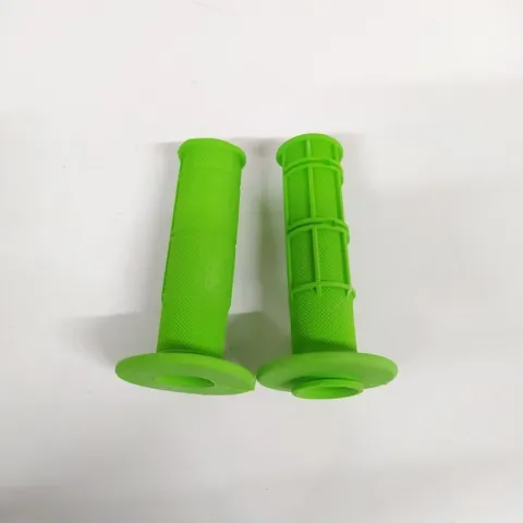MANOPOLA IN GOMMA RACETECH SX COLORE VERDE COD.MPR002VE035
