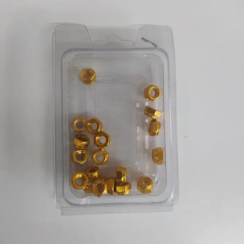 KIT DADI AUTOBLOCCANTI ORO M8