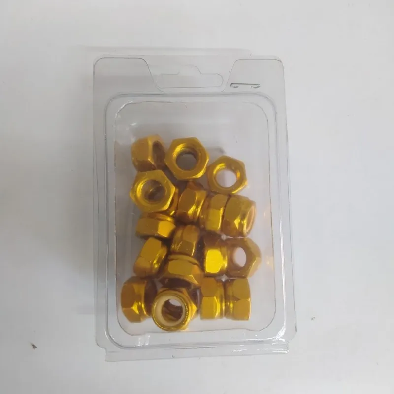KIT DADI AUTOBLOCCANTI ORO M13X8