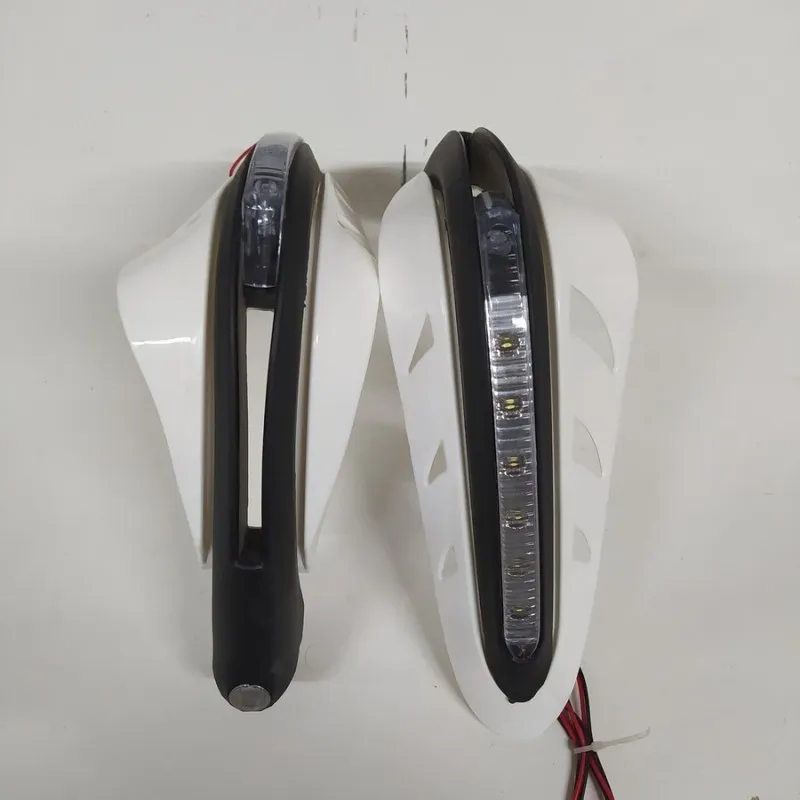 Paramani Moto universali 2 Pezzi con Luce a LED