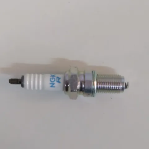 Candela Di Accensione NGK COD.DR8ES - 5423