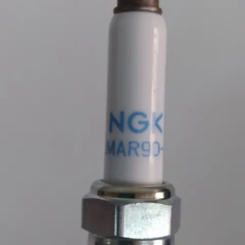 Candela D'accensione Originale BMW -NGK COD. 12127719772/LMAR9D-J