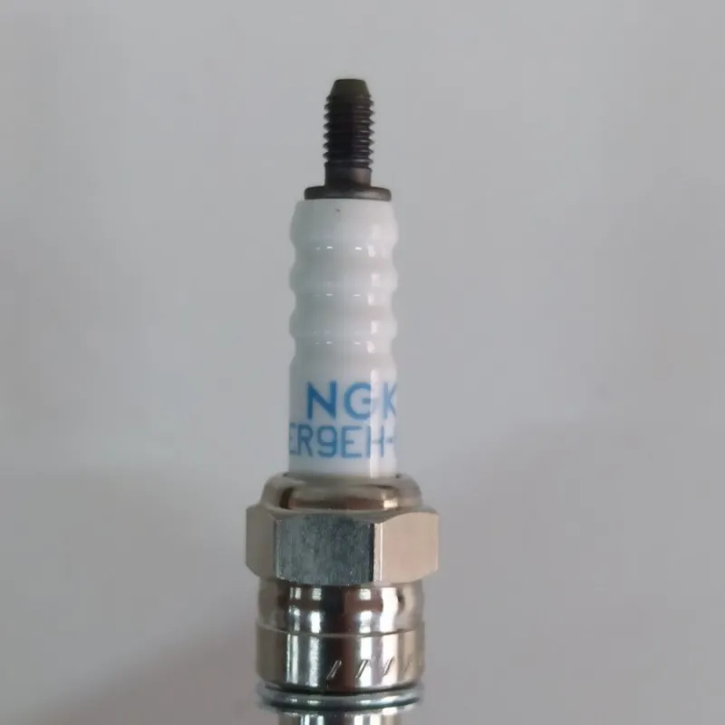 CANDELA ORIGINALE PIAGGIO VESPA S/LX 50 4T, PRIMAVERA 4T. SCARABEO 50 4T COD.641387