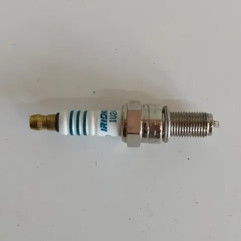 Candela accensione DENSO Iridium Power APRILIA - HONDA - PIAGGIO COD.IU24