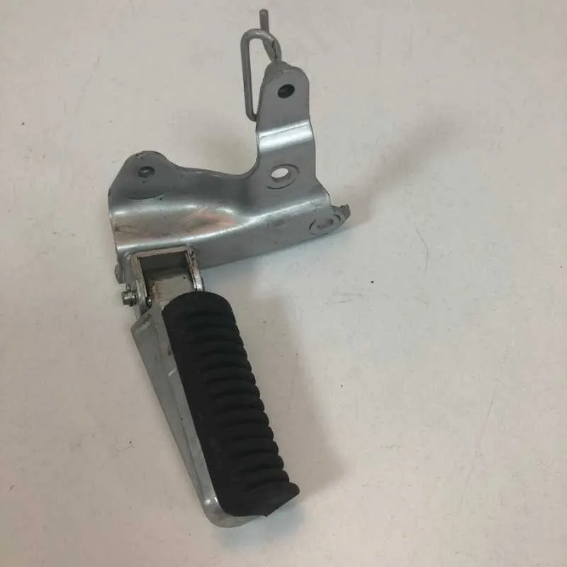 Pedana passeggero DESTRA COMPLETA T-MAX 500 01 04 07
