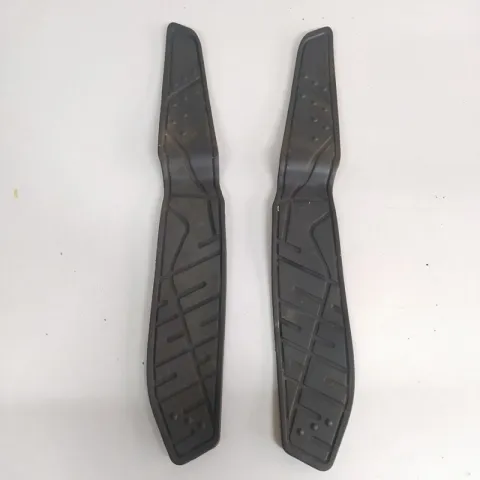 COPPIA TAPPETINI KYMCO XCITING 250 2005-2007