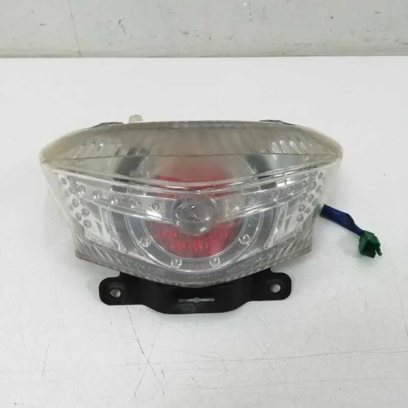 STOP FANALE POSTERIORE KYMCO PEOPLE 125 200 250 S 2006 2010