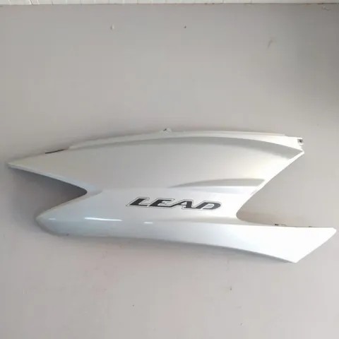 FIANCHETTO DESTRO HONDA SCV 100 LEAD 2003-2007